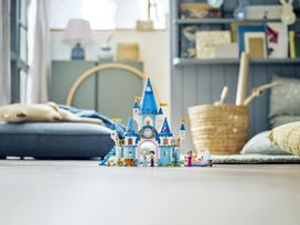 pelene - LEGO Disney Pelenės ir Žavingojo princo pilis 43206 - 8 nuotrauka