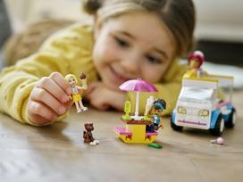 zaislai autobusas - LEGO Friends Ledų autobusiukas 41715 - 7 nuotrauka