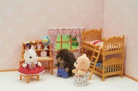 sylvanian families namelis - Lėlių namelio baldas Epoch Sylvanian Families Children's Bedroom Set 5338 - 6 nuotrauka