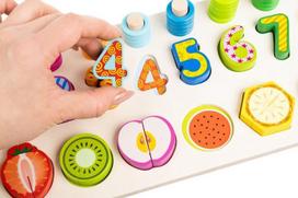delione skaiciai - Edukacinis žaislas Iso Trade Wooden Sorter XL15078 - 4 nuotrauka