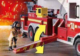 playmobil gaisrine - Konstruktorius Playmobil City Action Rescue Vehicles: Fire Engine With Tower Ladder, 113 vnt. - 3 nuotrauka