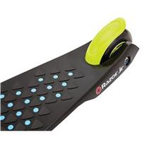 razor paspirtukas - Razor T3 Scooter Green (Žalias) - 6 nuotrauka