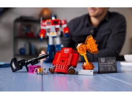 lego robotas - LEGO Icons Optimus Prime 10302 - 10 nuotrauka
