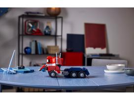 lego robotas - LEGO Icons Optimus Prime 10302 - 21 nuotrauka