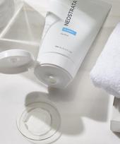 neostrata -  NEOSTRATA želė riebiai odai CLARIFY, 15 AHA, 125 ml - 4 nuotrauka
