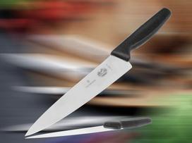 virtuviniaj peilei - Virėjo peilis Victorinox, 19 cm., plastikinė rankena - 4 nuotrauka