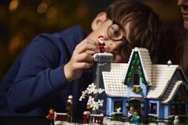 lego kaledu - LEGO kūrėjų eksperto Kalėdų senelio vizitas 10293 - 11 nuotrauka