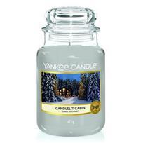 Yankee Candle Candlelit Cabin aromatinė žvakė - 623 g.