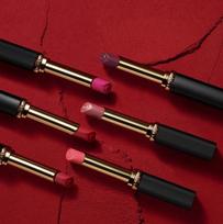 loreal color riche - L'Oréal Paris Color Riche Intense Volume Matte Matiniai lūpų dažai, 366 Rouge Avant-Ga - 5 nuotrauka