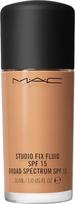 MAC Studio Fix Fluid SPF 15 matinį efektą suteikiantis makiažo pagrindas 30 ml. - NW40