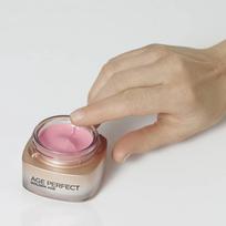 age perfect golden age - L'Oréal Age Perfect Neo-Calcium Kremas rose strengthening day cream 50ml - 4 nuotrauka