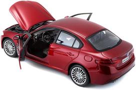 alfa romeo modelis - Bburago Alfa Romeo Giulia 2016, raudona - 4 nuotrauka