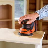 akumuliatorinis ekscentrinis slifuoklis - Black & Decker, 2 kg - 4 nuotrauka