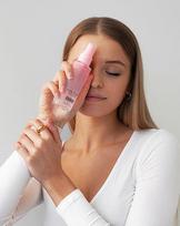 veido idegio - MineTan Rose Water laipsniško savaiminio įdegio dulksna su rožių vandeniu 100 ml - 4 nuotrauka
