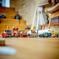 automobiliu garazas - LEGO City Individualus automobilių garažas 60389 - 4 nuotrauka