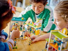 lego friends mokykla - LEGO Friends Tarptautinė Hartleiko mokykla 41731 - 8 nuotrauka
