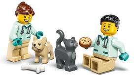 lego greitoji - LEGO City Gyvūnėlių greitosios pagalbos automobilis 60382 - 5 nuotrauka
