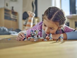 lego kariai - LEGO STAR WARS 501-ojo būrio klonų karių kovos rinkinys 75345 - 9 nuotrauka