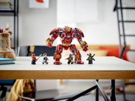 lego marvel - LEGO Marvel Hulkbuster: Vakandas kauja celtniecības rotaļlieta 76247 - 11 nuotrauka
