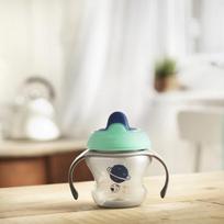 tommee tippee gertuves - TOMMEE TIPPEE puodelis Weaning Sippee 4m+, berniukui, 447151 - 3 nuotrauka