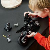 lego modeliai - LEGO Technic THE BATMAN – BATCYCLE 42155  - 9 nuotrauka