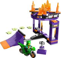 led medis - LEGO CITY Dėjimo į krepšį rampos iššūkis 60359  - 3 nuotrauka