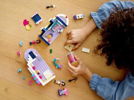 pci riser - LEGO Friends Emma's Fashion Shop 41427 - 3 nuotrauka