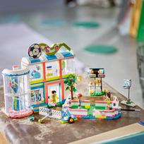 zaislai krepsinio - LEGO Friends Sporto centras 41744 - 5 nuotrauka
