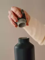 nerudijancio plieno puodelis - Išmanioji termo gertuvė Equa Smart Dark Grey, 680 ml - 2 nuotrauka