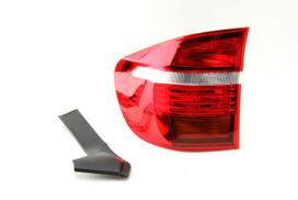 Galinis žibintas MAGNETI MARELLI 714021890702