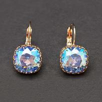 Diamond Sky Earrings With Crystals From Swarowski Sunny Vintage V Light Sapphire Shimmer
