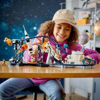 zaislu planeta - LEGO Creator Kosminiai kalneliai 31142 - 6 nuotrauka