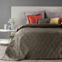Eurofirany ARIEL/3 Lovatiesė iš švelnaus aksomo su švelniu blizgesiu, dygsniuota karšto spaudimo (hot press) metodu geometriniu raštu, 170X210 cm, spalva: ruda