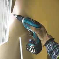 medvarzciai - Makita DFS452TJX2 18 V - 3 nuotrauka