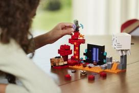 minecraft konstruktoriai - LEGO Minecraft: Nether Portal Ambush 21255 - 5 nuotrauka
