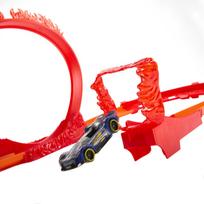 hot wheels garazas - Mattel Hot Wheels Flame Stunt Pack HMC04 - 2 nuotrauka