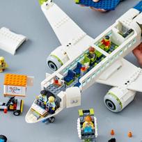 lektuvas - LEGO City keleivinis lėktuvas 60367 - 7 nuotrauka