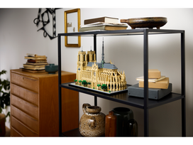 legajos - LEGO Notre-Dame de Paris 21061 - 6 nuotrauka