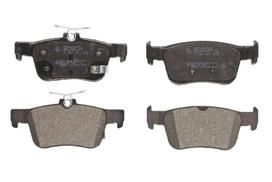 BOSCH 0 986 424 879 Brake pad set