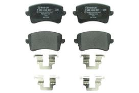 BOSCH 0 986 494 637 Brake pad set