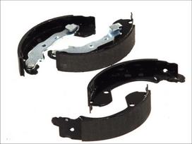 BOSCH 0 986 487 668 Brake shoe set