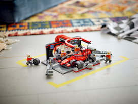 lego ferrari - LEGO City F1 Pit Stop & Pit Crew with Ferrari Car 60443, 322 vnt. - 7 nuotrauka