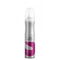 Lakas plaukams ypač stiprios fiksacijos Wella Super Set 300 ml