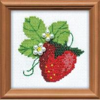 RIOLIS – Create It Yourself – Siuvinėjimo rinkinys „Sodo braškė“ 1165 (10x10 cm)