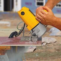 plyteliu pjuklas - Diskinis pjūklas DeWalt DWC410-QS - 3 nuotrauka