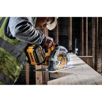dewalt pjovimo diskas - Dewalt 18v xr pil. diskas 190mm 2x5ah ps - 4 nuotrauka