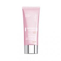 BIONIKE  švelnus  kremas  BB DEFENCE HYDRA⁵, SPF 15, 40 ml