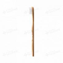 HUMBLE BRUSH minkštas dantų šepetėlis, balta spalva, 1 vnt.