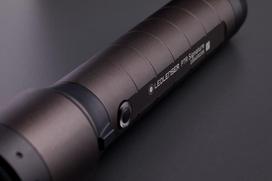 vandens prozektoriai - Ledlenser P7R Signature Black (Juodas) - 2 nuotrauka