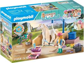 Playmobil Horses of Waterfall Isabella & Lioness 71354